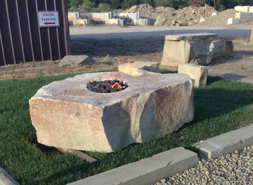 Natural Stone Fire Pit Outdoor, Natural Gas Stone Fire Pit