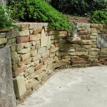 Stone wall using heavy wall stone